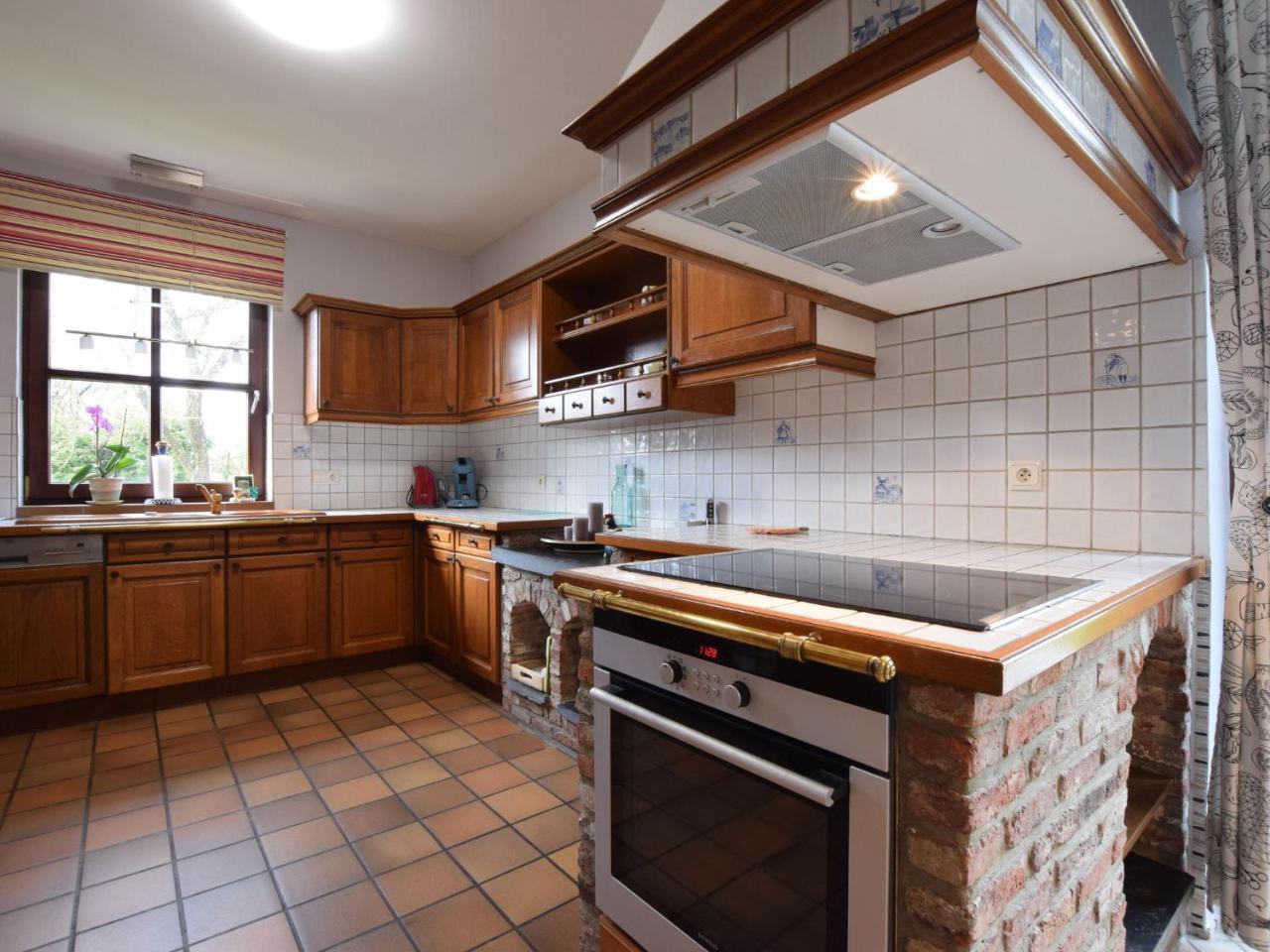 Cozy Holiday Home In Noville With Private Terrace Luzery 외부 사진