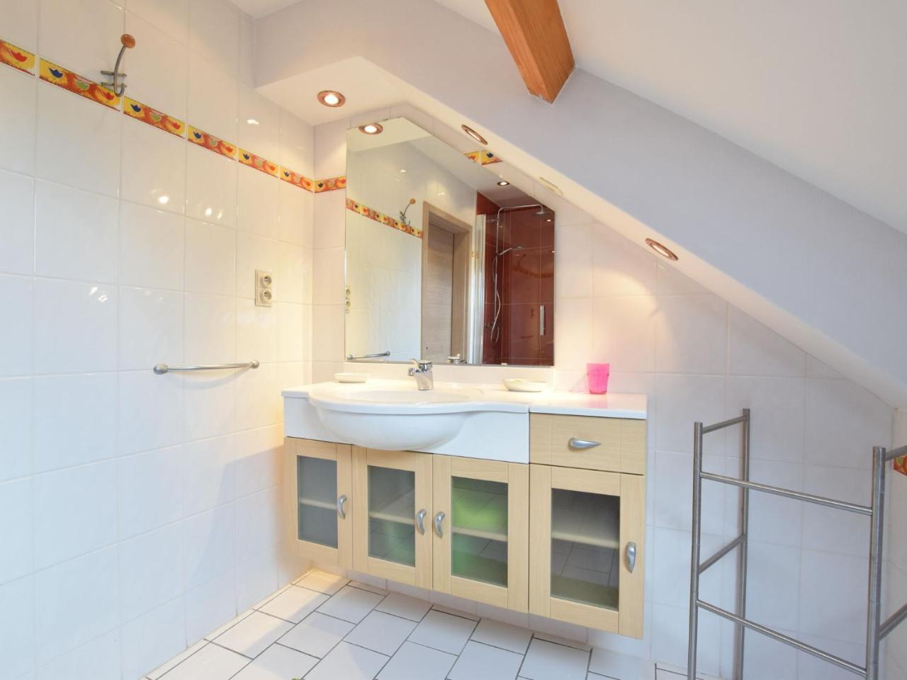 Cozy Holiday Home In Noville With Private Terrace Luzery 외부 사진